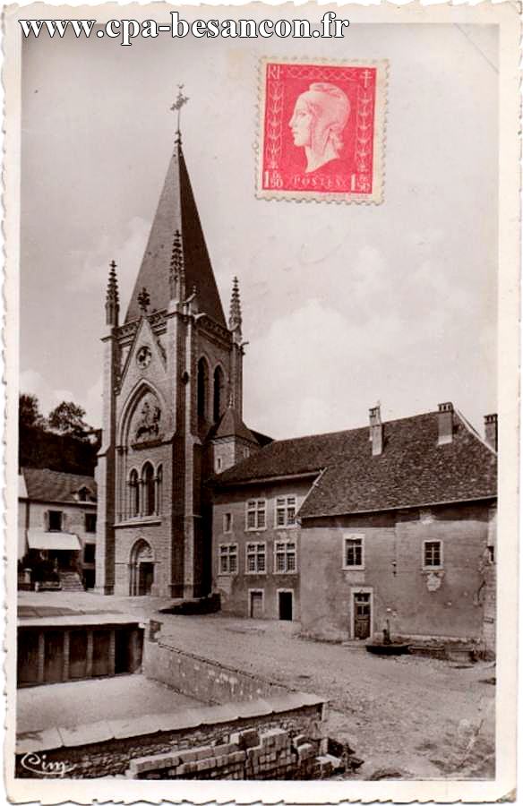 MONTBENOIT (Doubs) - Place de l'Eglise